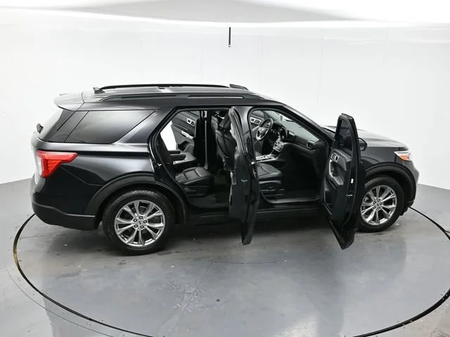 Used 2020 Agate Black Metal Ford XLT image 48
