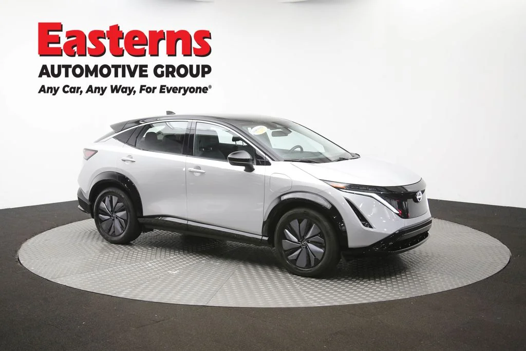 Used 2023 Silver Nissan ENGAGE image 46