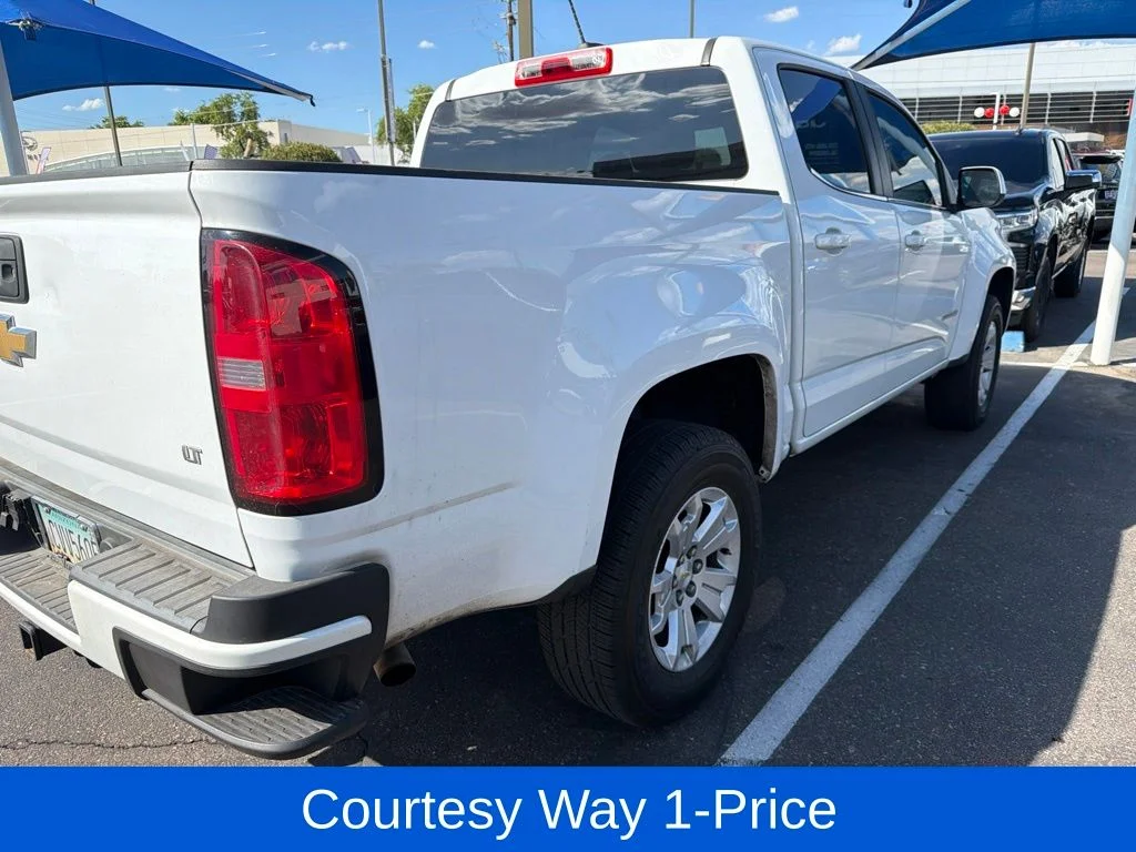 Used 2019 White Chevrolet LT image 9