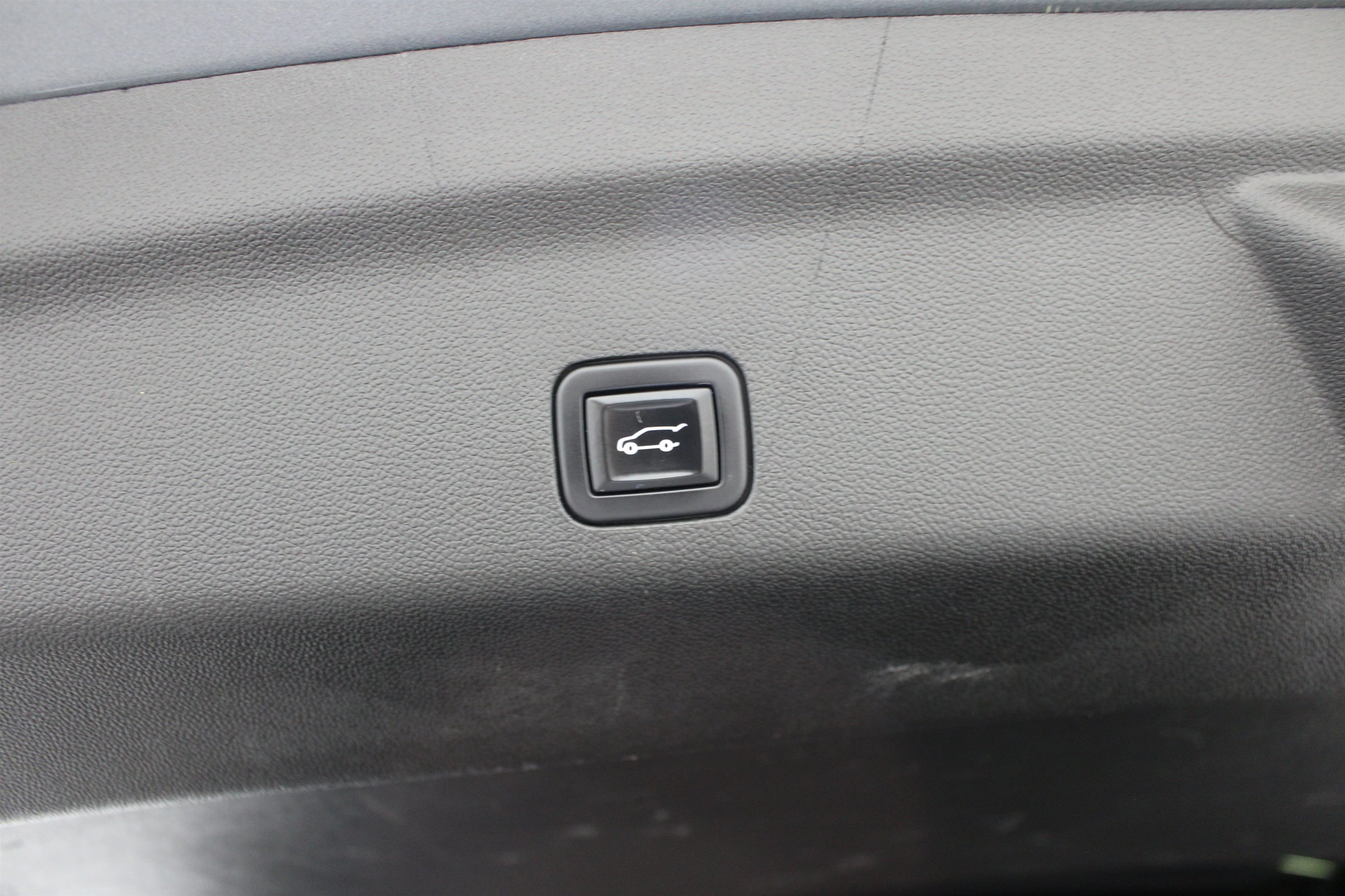 2022 Cadillac Escalade ESV Sport Platinum - Photo 28
