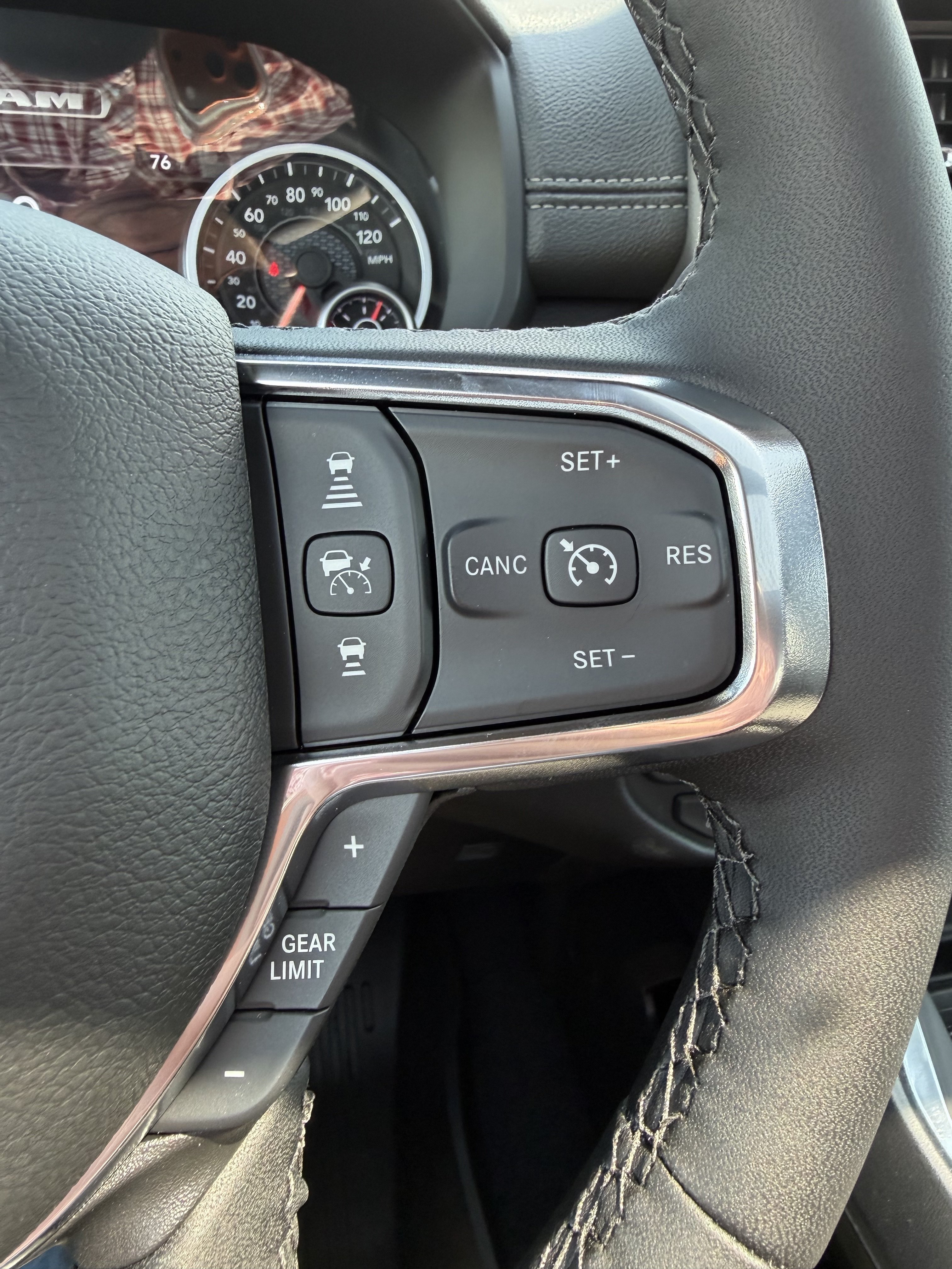New 2026 Serrano Green Metallic Ram Laramie image 19