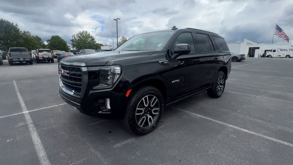 2023 Gmc Yukon AT4 photo 3