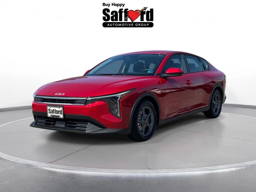 2025 Kia K4 LXS AT's photo
