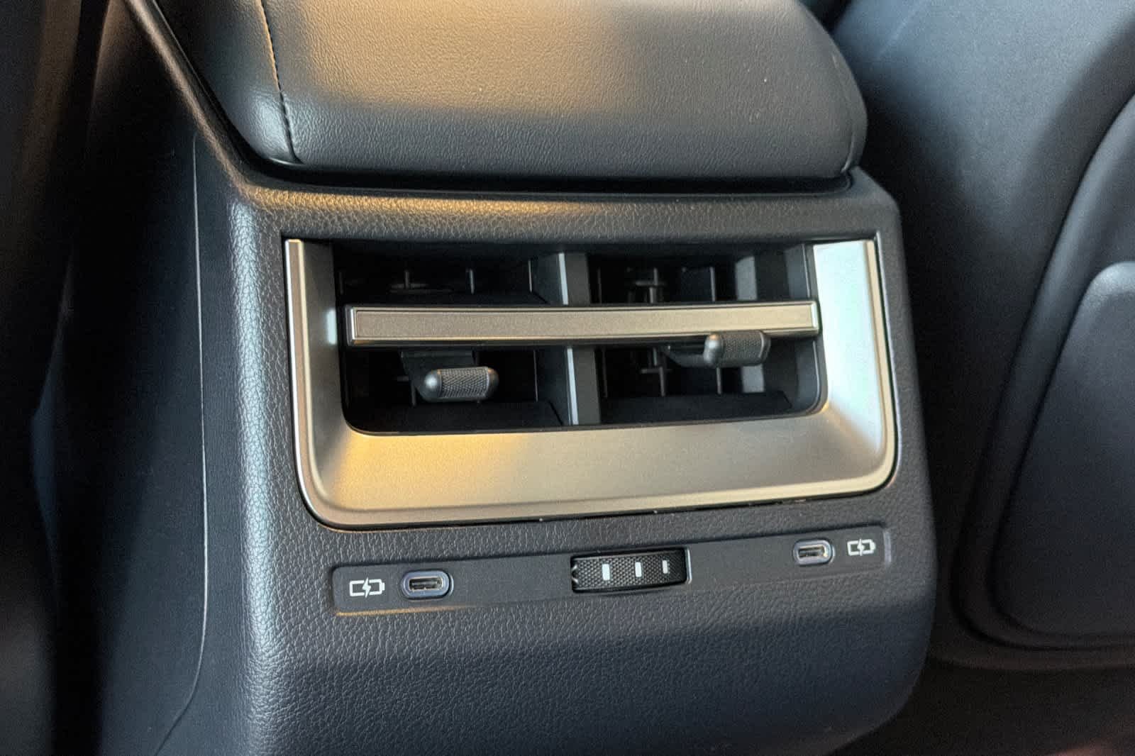 New 2026 Iridium Lexus ES 500e PREMIUM AWD image 12