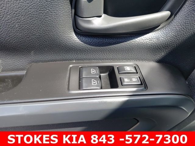 Used 2018 White Nissan S image 19