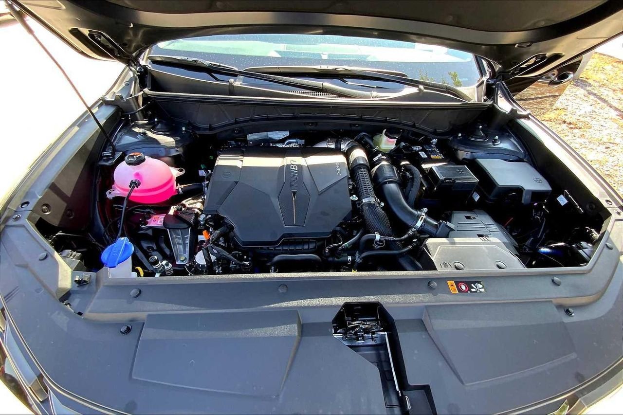 2026 Hyundai Santa Cruz Limited - Photo 16