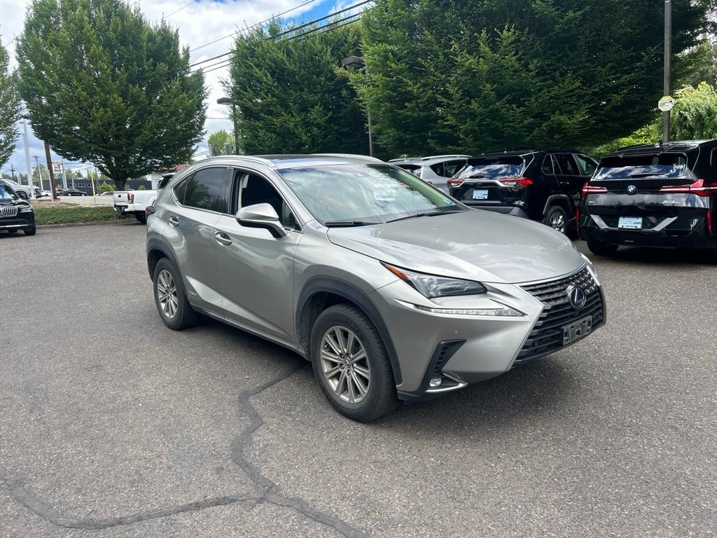 Used 2019 Atomic Silver Lexus 300h image 2