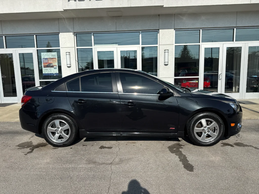 Used 2013 Black Granite Metallic Chevrolet 1LT image 2