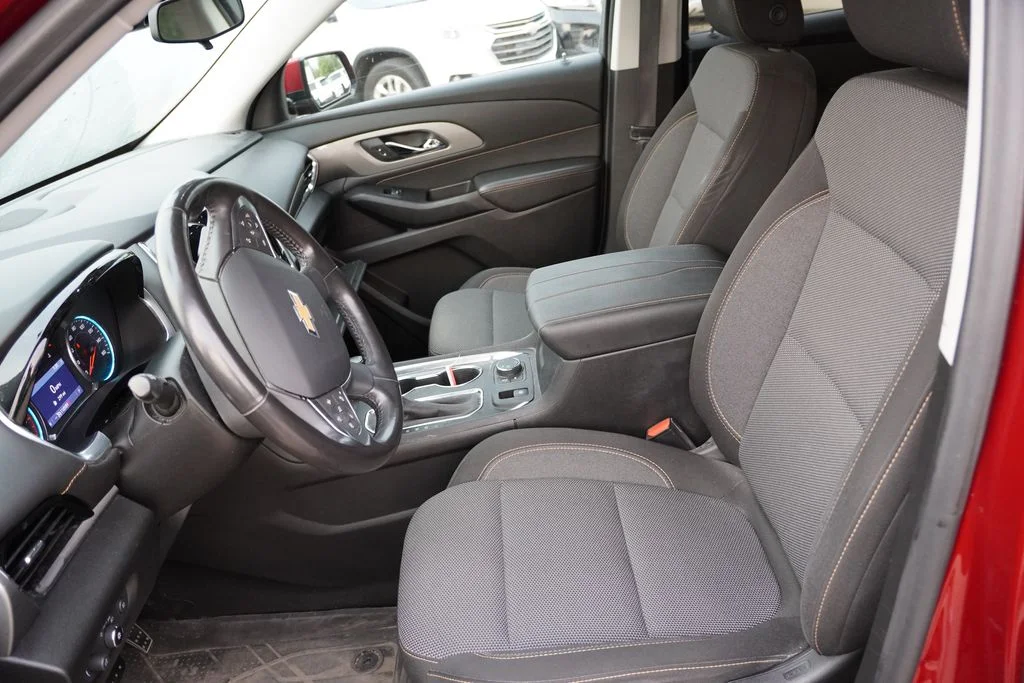 Certified Used 2020 Cajun Red Tintcoat Chevrolet LT image 4