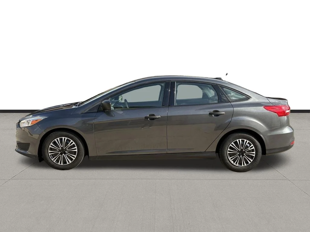 Used 2018 Magnetic Ford S image 8