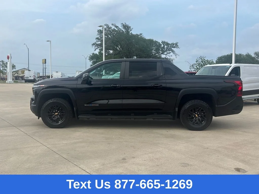 Used 2024 Chevrolet Silverado EV Work Truck with VIN 1GC10VEL3RU205452 for sale in Bastrop, TX