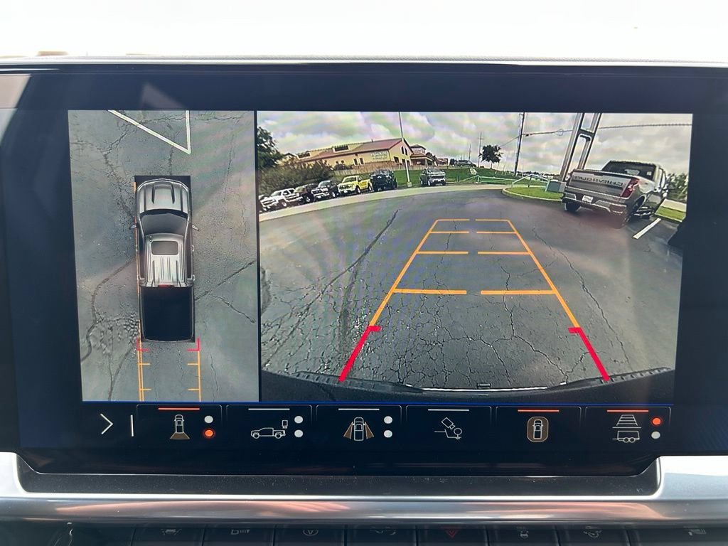 New 2026 Black Chevrolet LT image 30
