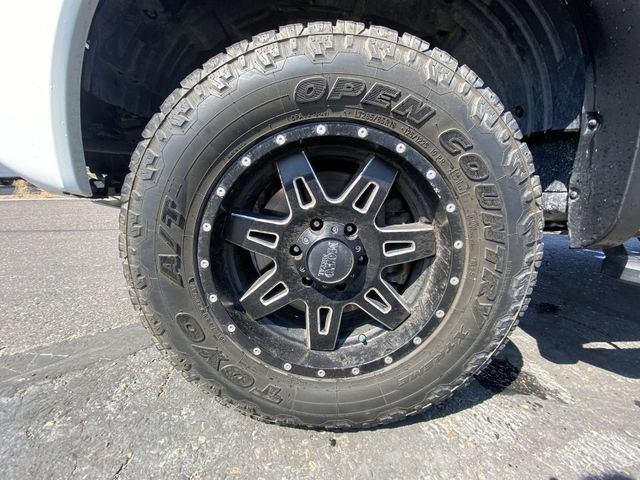 Used 2014 White Nissan PRO-4X image 10