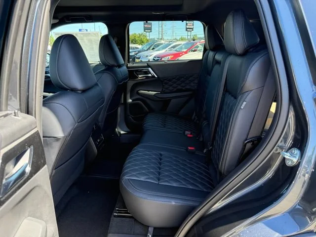 New 2026 Moonrock Gray Nissan Platinum image 14
