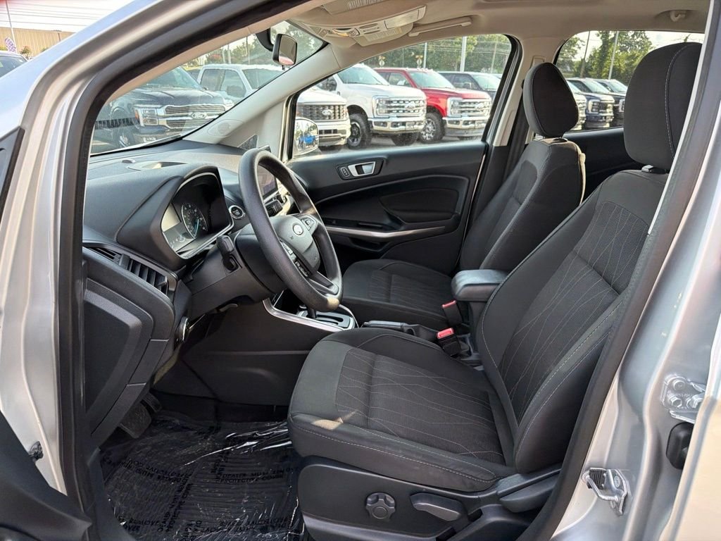 Used 2021 Silver Metallic Ford SE image 11