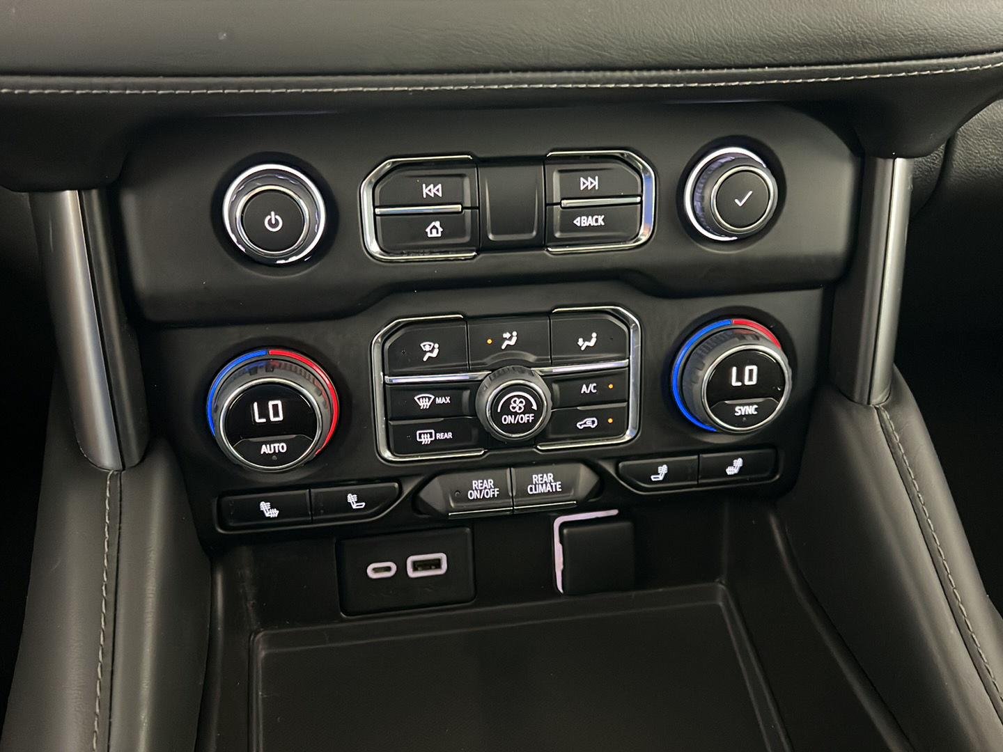 Used 2022 Black Chevrolet Z71 image 19