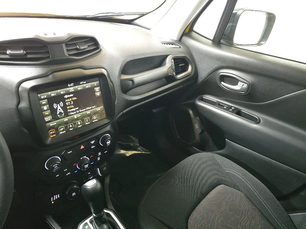 Used 2023 Yellow Jeep Latitude image 26