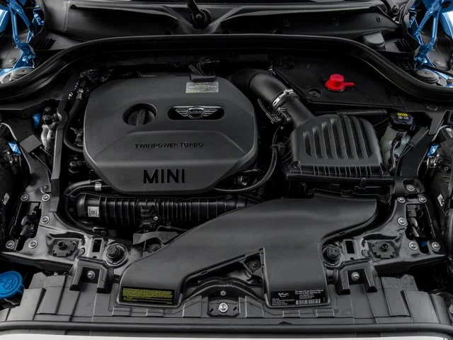 Used 2016 Electric Blue Metallic MINI  image 12