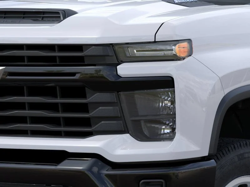 New 2026 Summit White Chevrolet WT image 10