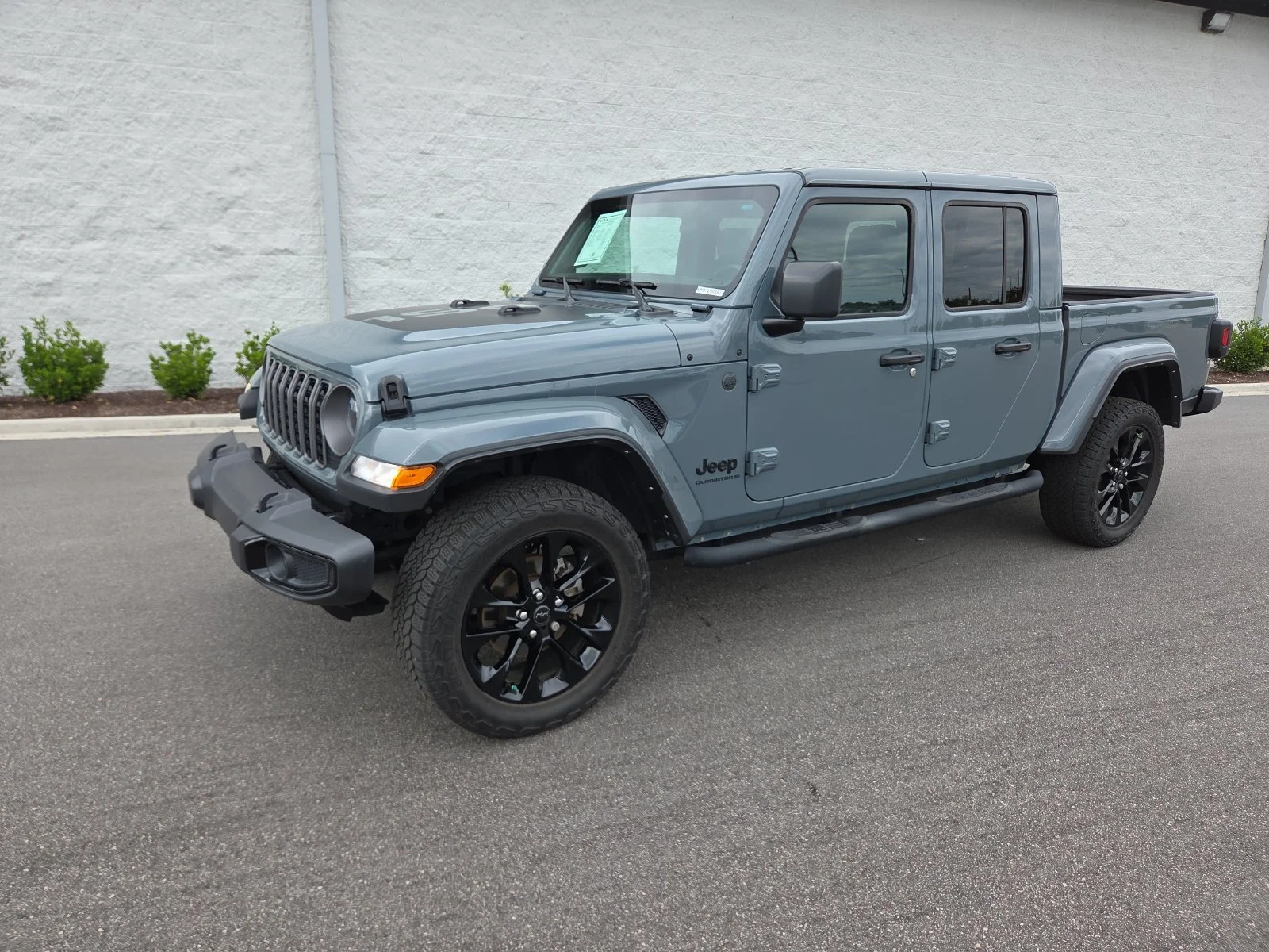 2025 Jeep Gladiator