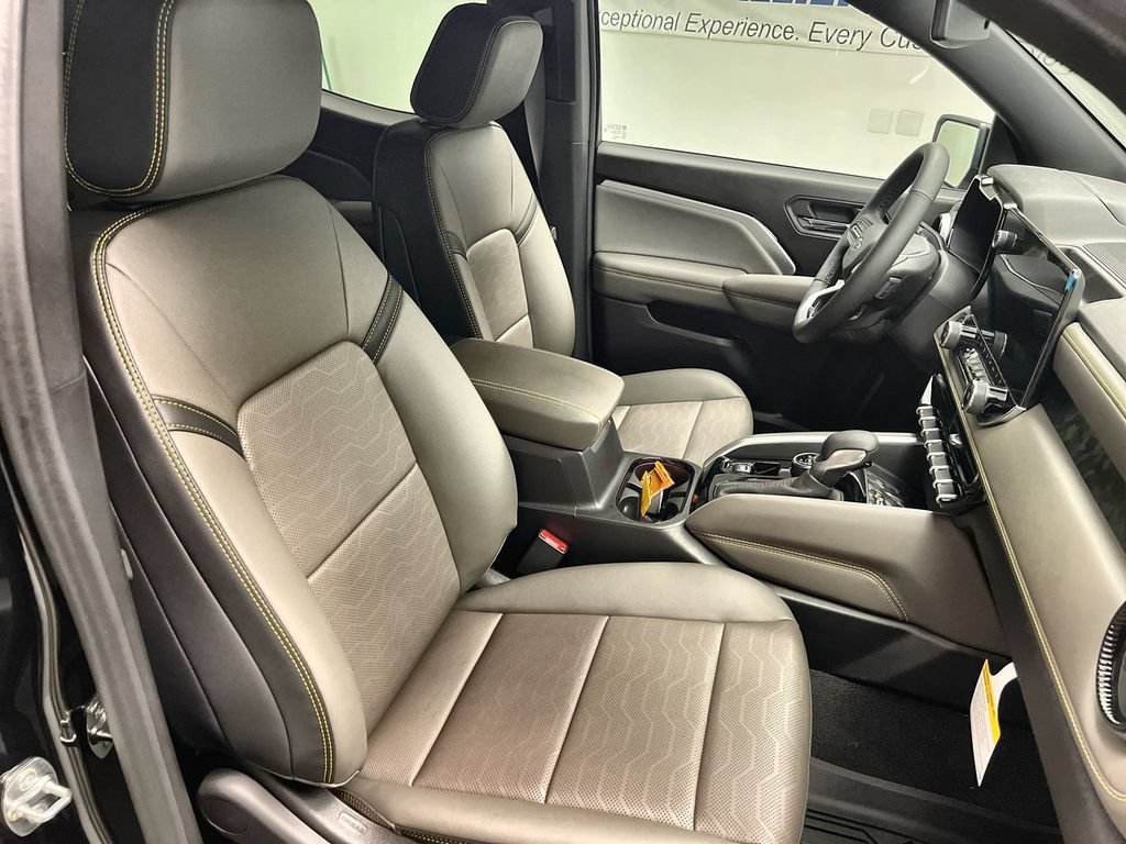 2026 Chevrolet Colorado ZR2 - Photo 24