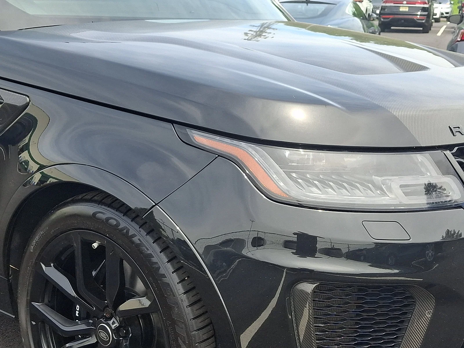 Used 2020 Black Land Rover SVR image 13