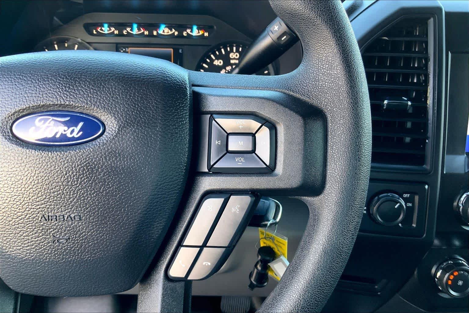 Used 2019 Oxford White Ford XL image 25