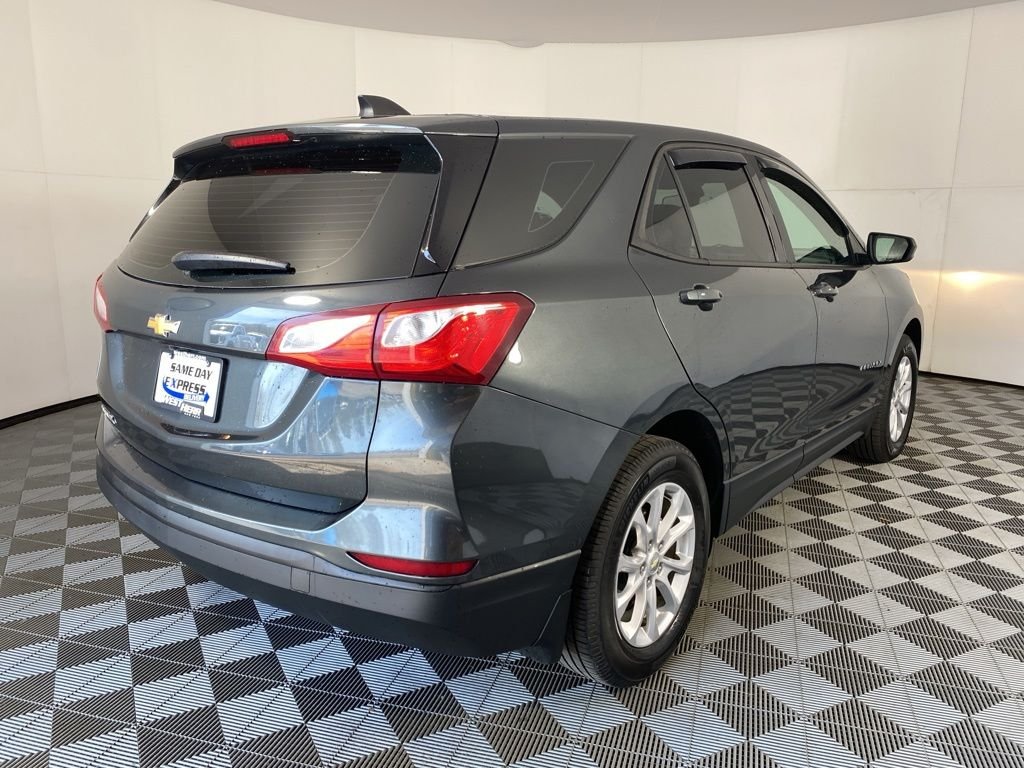 Used 2019 Gray Chevrolet LS image 4