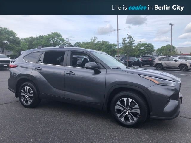 Used 2023 Gray Toyota XLE image 1