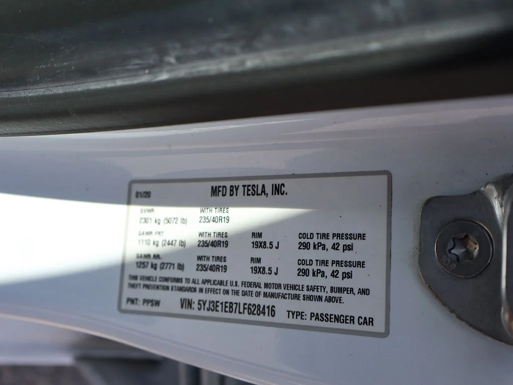 Used 2020 White Tesla Long Range image 54