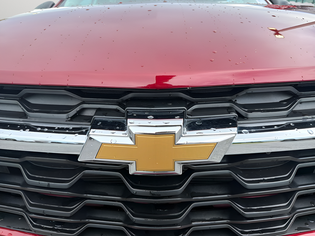 Used 2025 Red Chevrolet LS image 41
