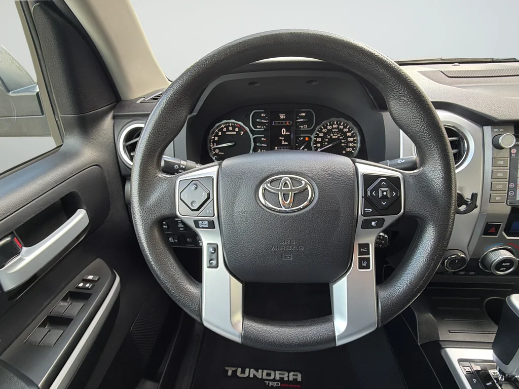 Used 2021 White Toyota SR5 image 31