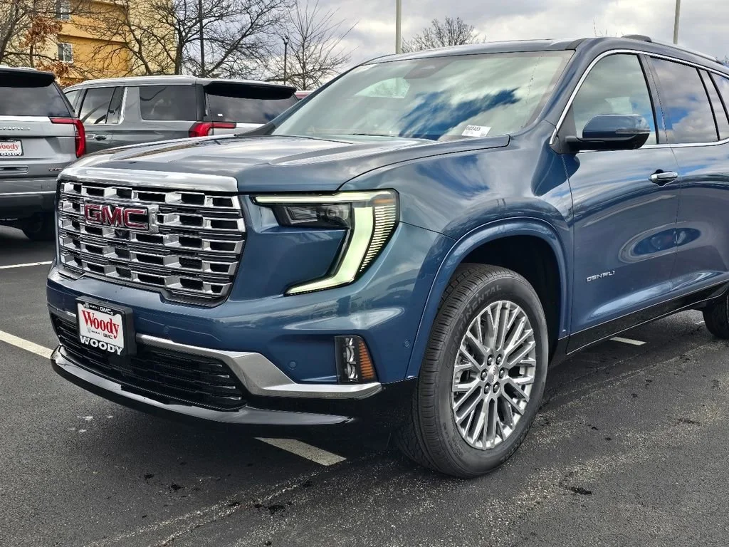 2026 GMC Acadia Denali - Photo 11