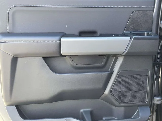 New 2026 Carbonized Gray Metallic Ford XLT image 10