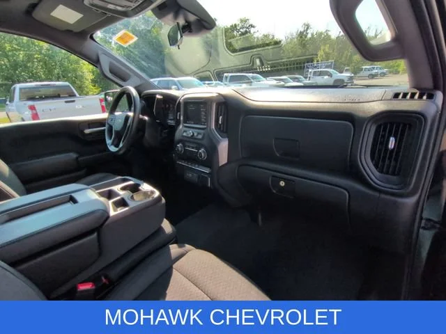 Used 2022 BLACK Chevrolet Custom image 29