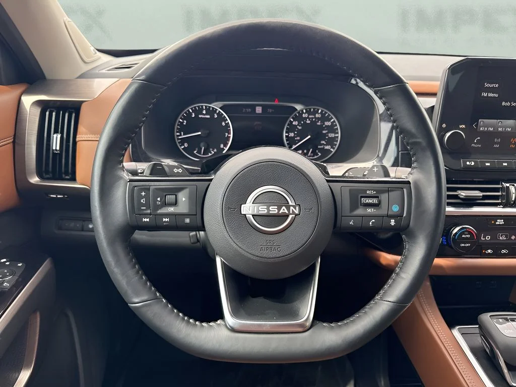 Used 2023 Black Nissan Platinum image 16