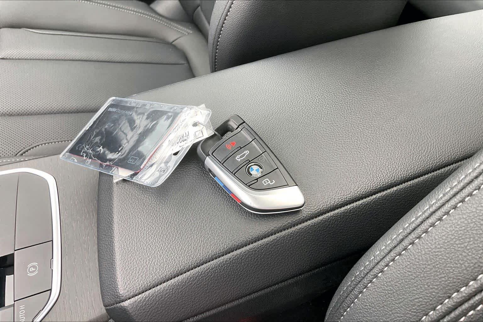 Certified Used 2023 DRAVIT GREY METALLIC BMW M50 image 14
