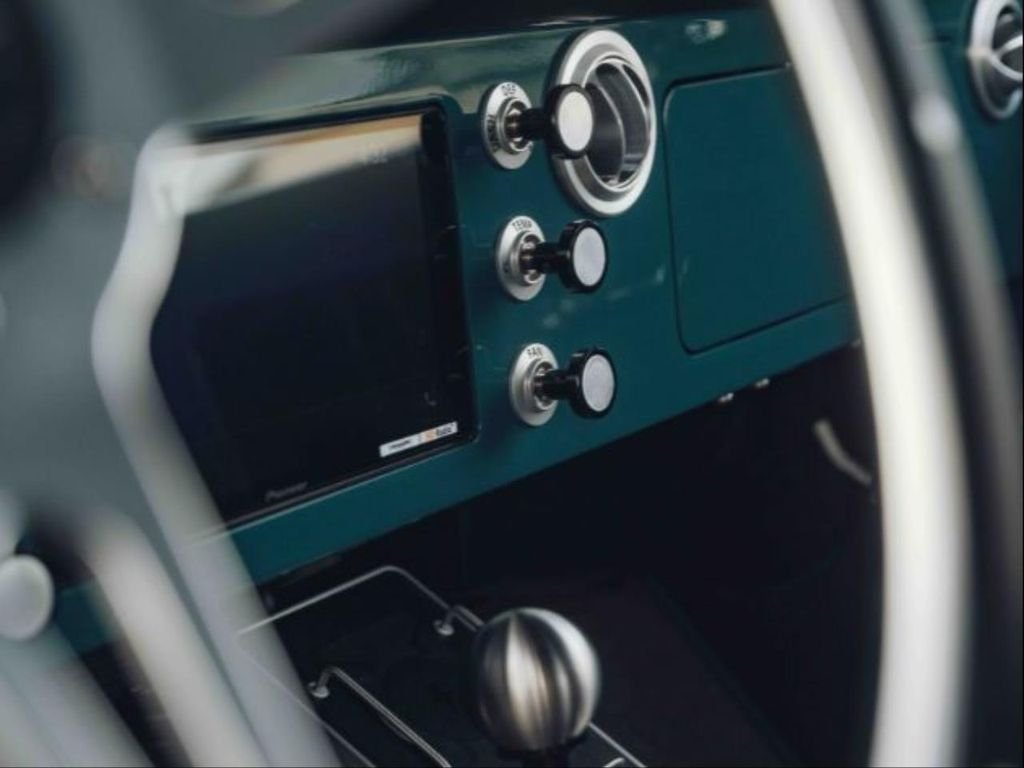 Used 1968 Green Ford Kindred Motorworks image 17