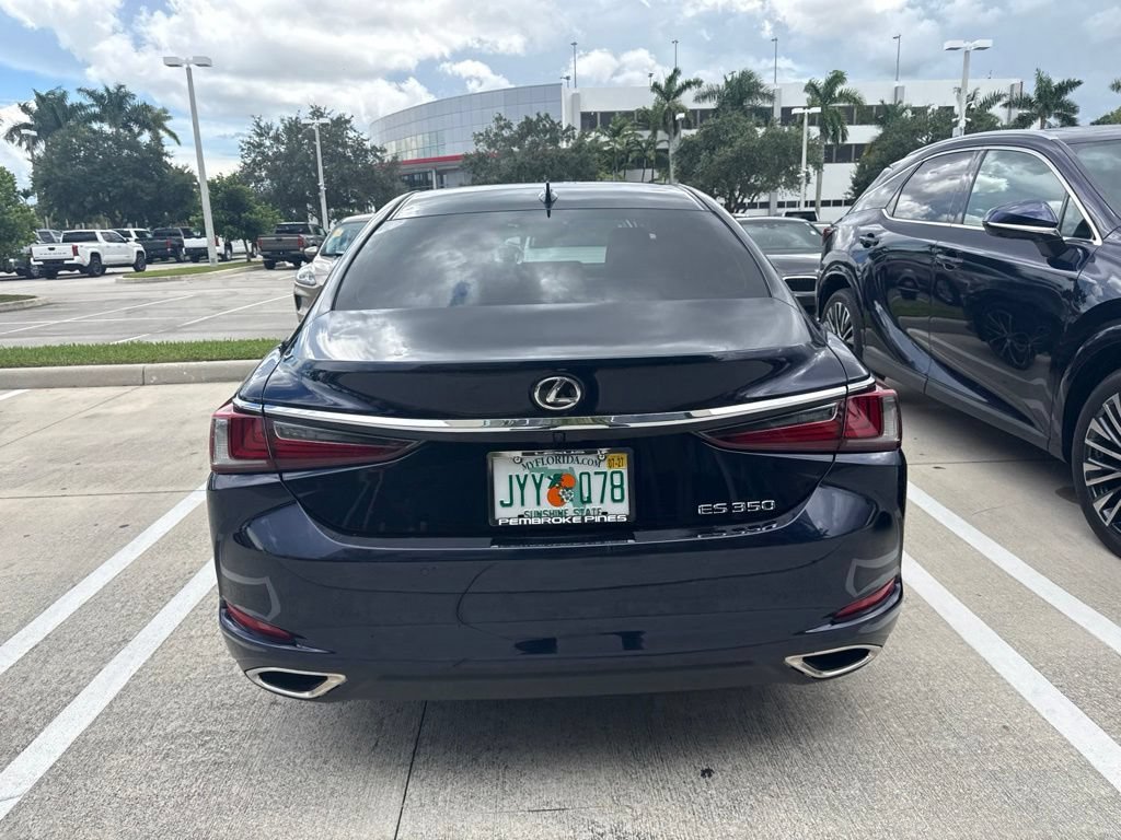 Used 2024 Mica Lexus ES 350 image 7