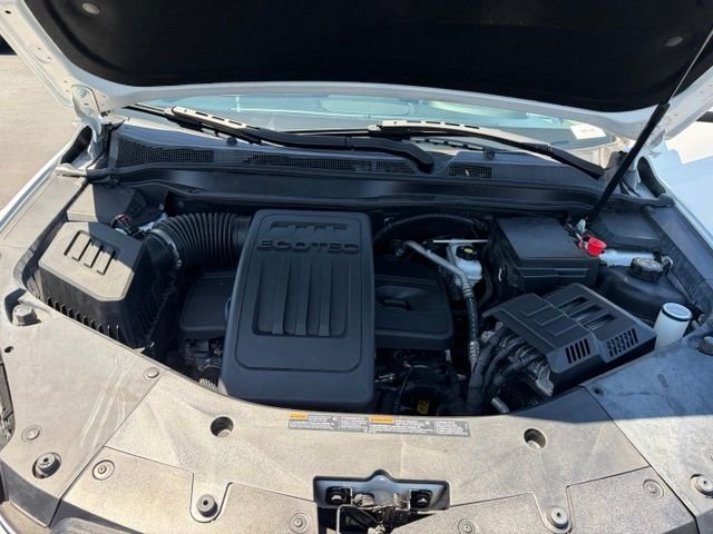 Used 2017 White Chevrolet LT image 11