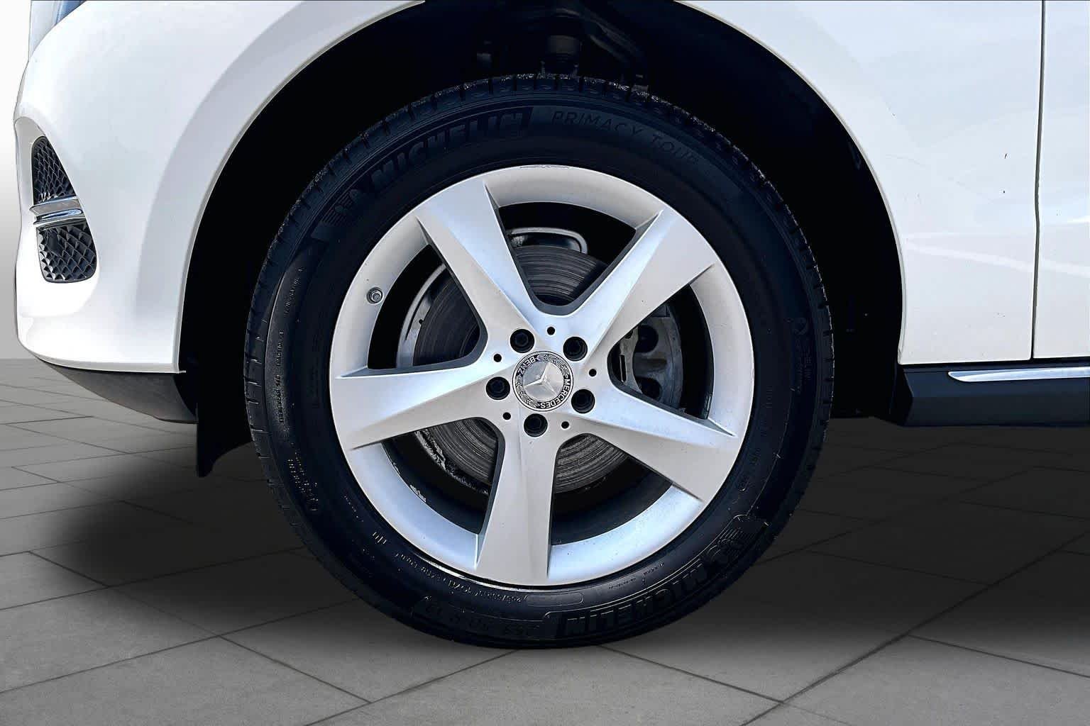 Used 2017 Polar White Mercedes-Benz GLE 350 image 11