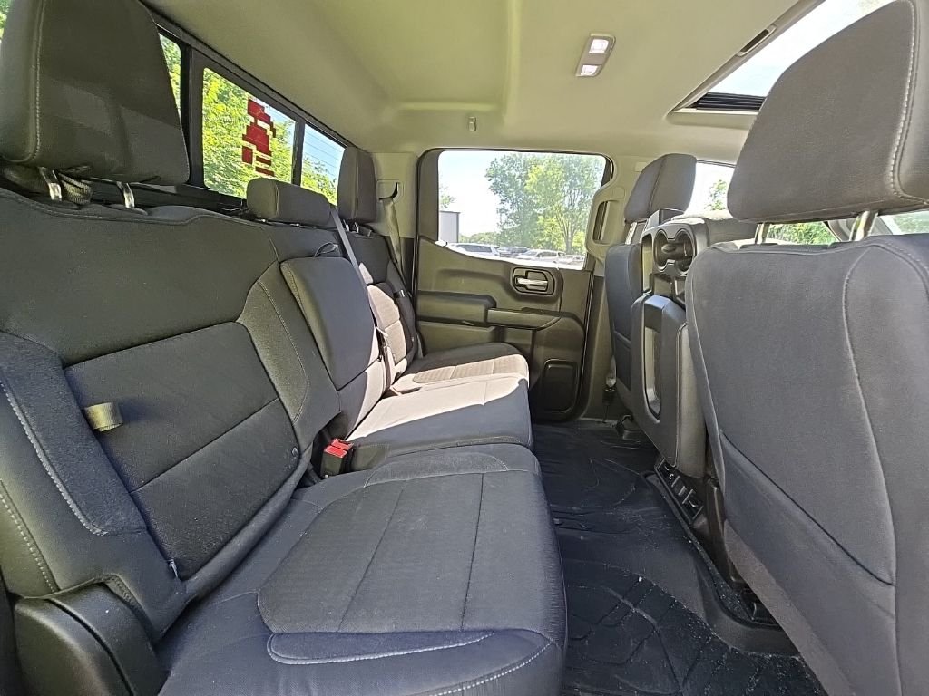 Used 2019 Red Chevrolet LT image 20
