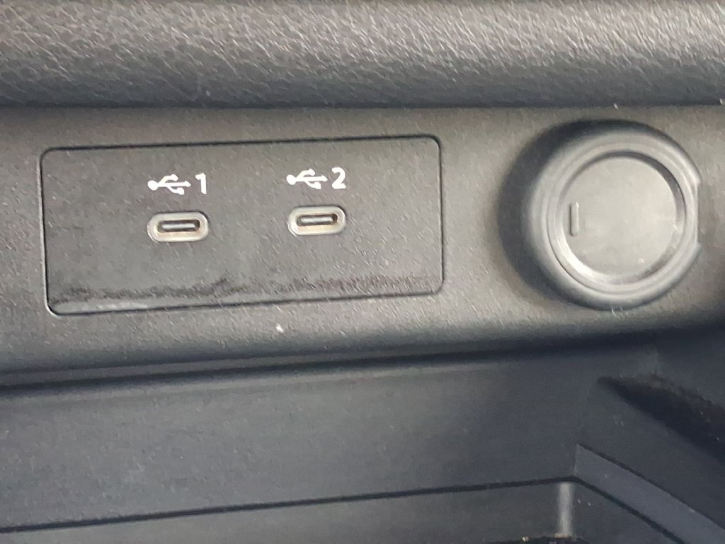 Certified Used 2025 Beige/tan Nissan SV image 6