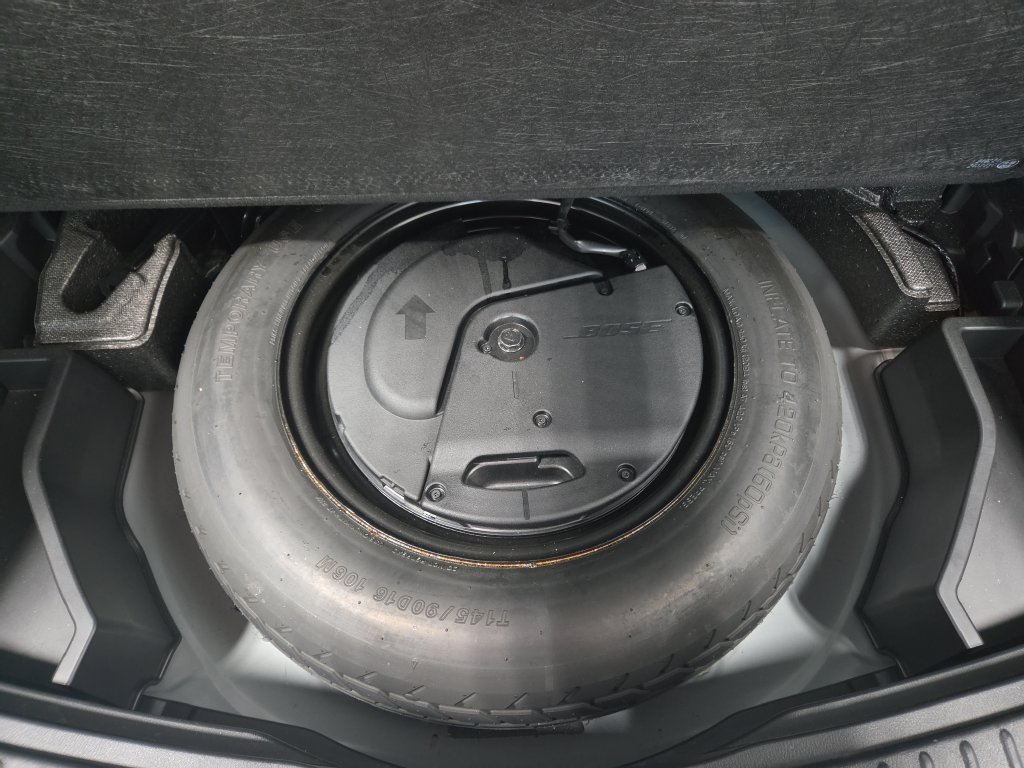 Used 2024 Gray Mazda 2.5 S Carbon Edition image 11