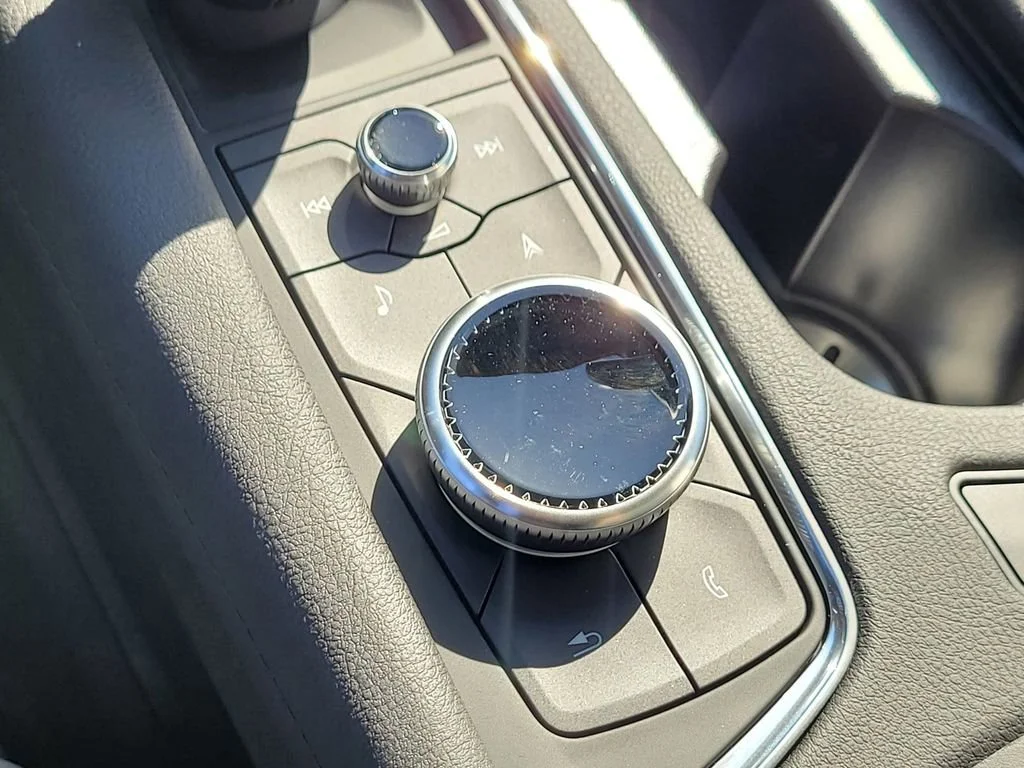 2025 Cadillac XT5 Sport - Photo 17
