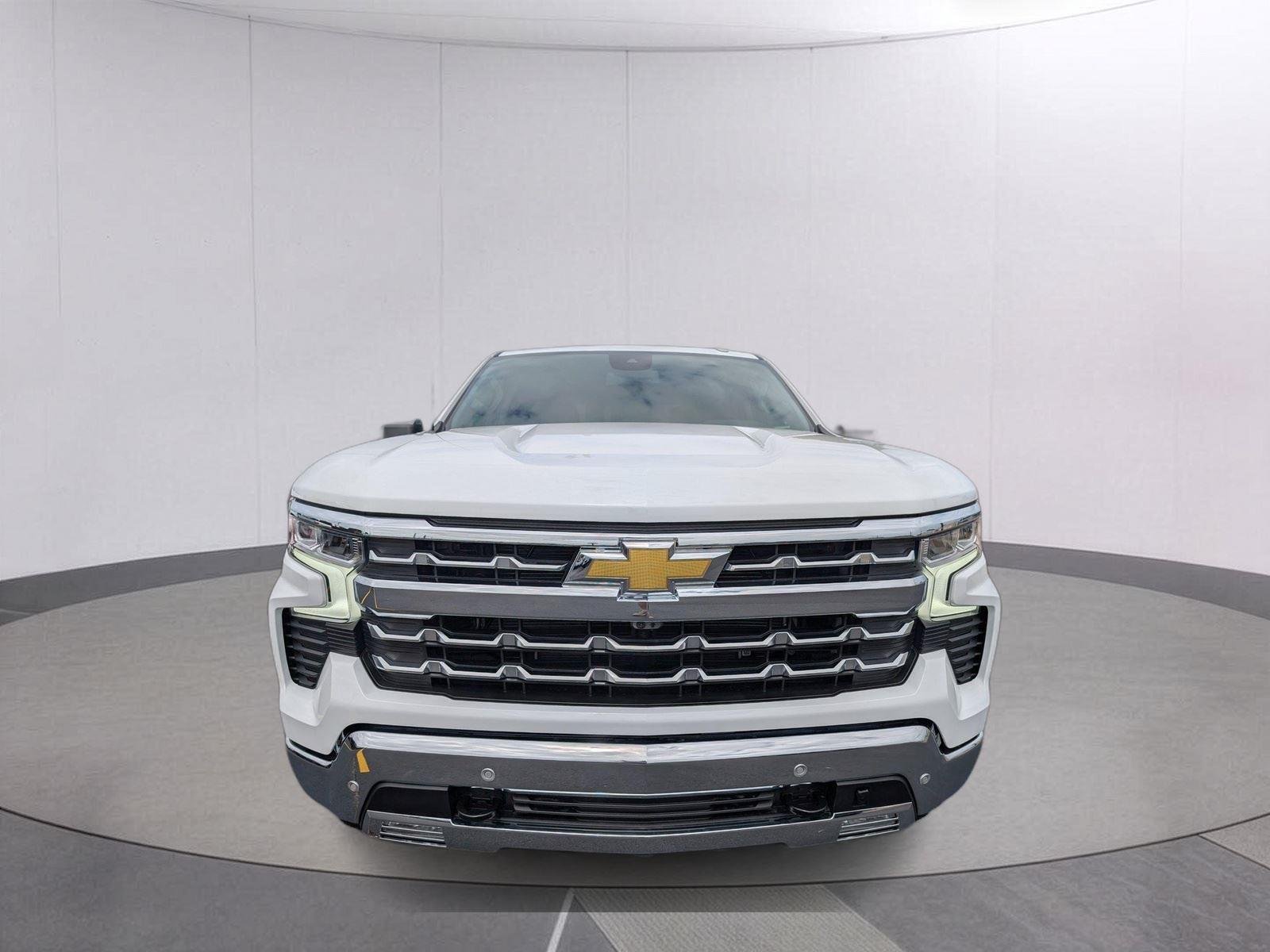 2026 Chevrolet Silverado 1500 LTZ - Photo 8