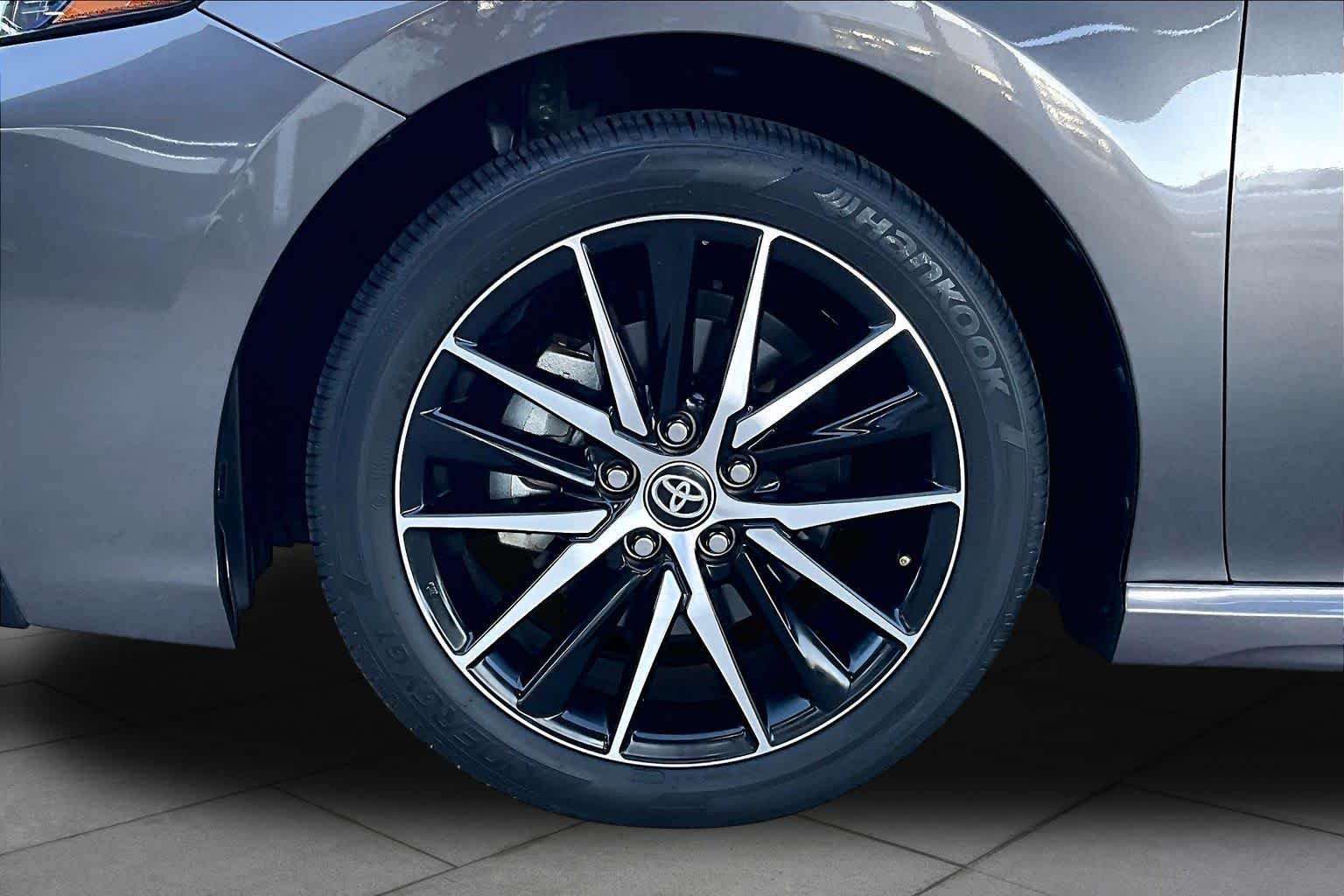 Used 2024 Predawn Gray Mica Toyota Hybrid SE image 11