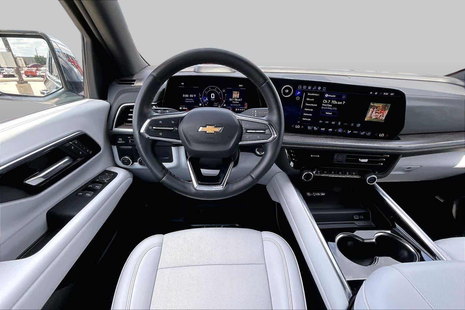 2025 Chevrolet Tahoe Premier - Photo 6