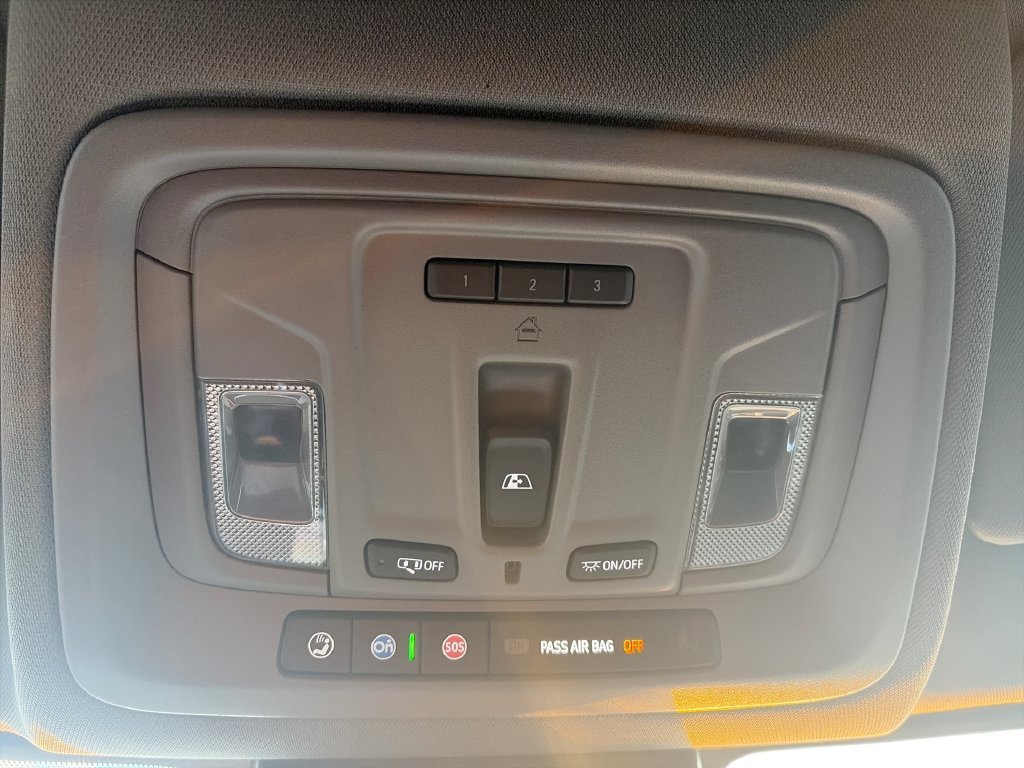 Used 2025 Sterling Gray Metallic Chevrolet LT image 19