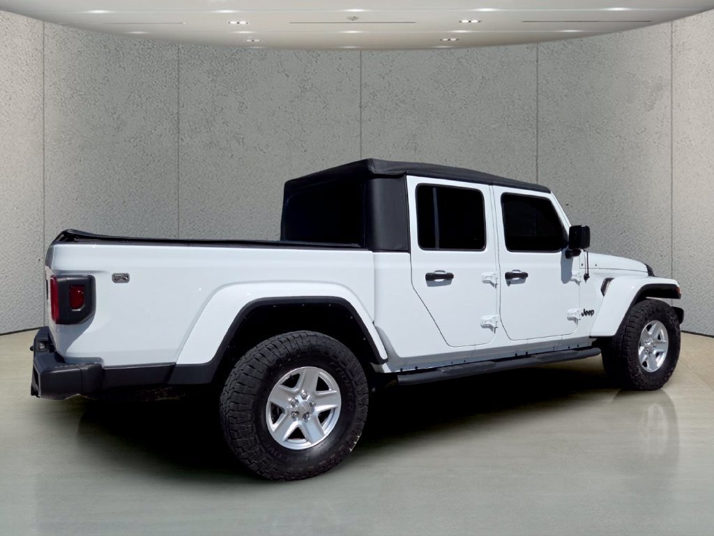 Certified Used 2022 Bright White Clearcoat Jeep Sport S image 4